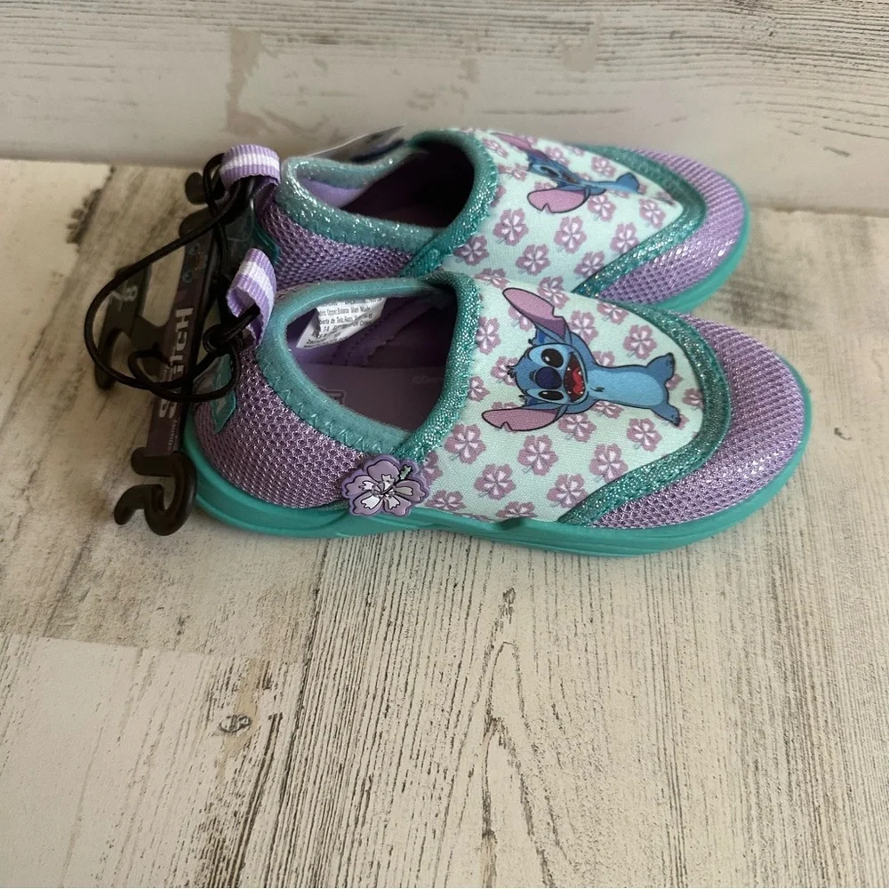 Toddler Stitch Water Shoes Size 7/8 NEW